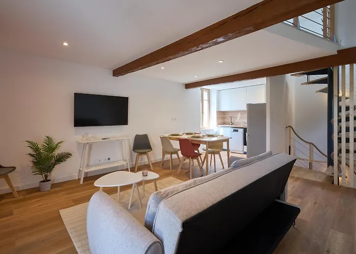 Le Rempart Harmonieux - Triplex Au Pied De La Cite