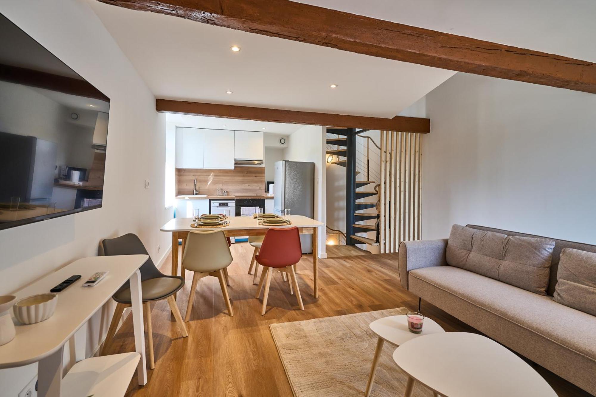 Le Rempart Harmonieux - Triplex Au Pied De La Cite Apartment